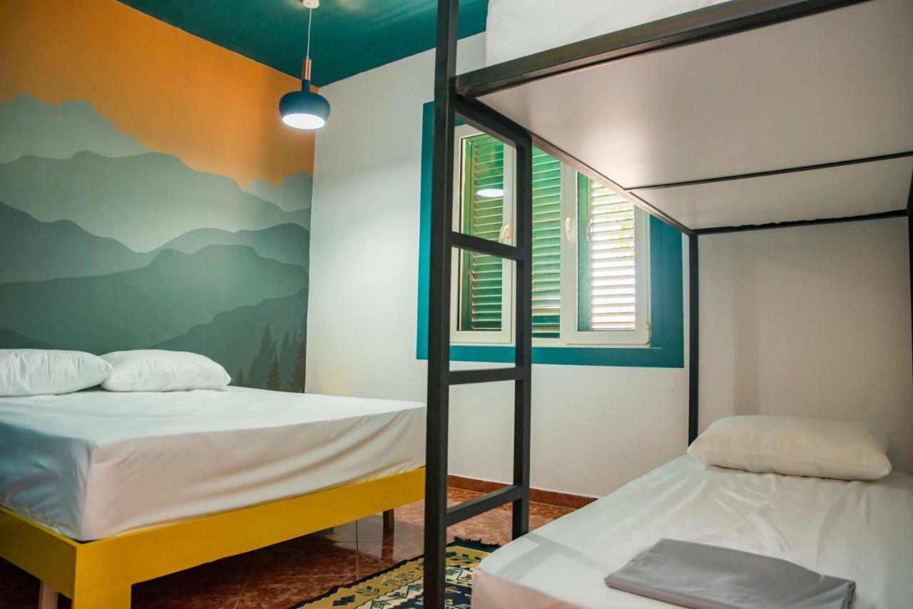 Our Way Guest House & Hostel Shkodër Eksteriør bilde