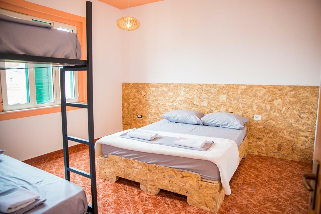 Our Way Guest House & Hostel Shkodër Eksteriør bilde
